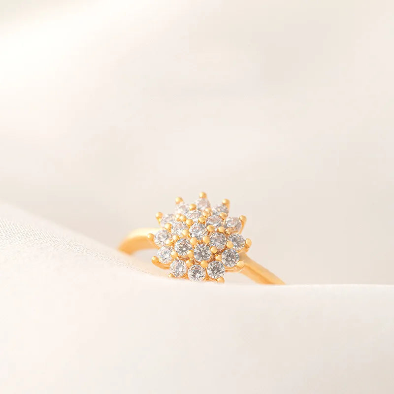 The Signature 1.5 Carat Brilliant 14k Gold Ring