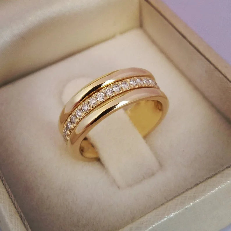 The Signature Single-Row Brilliant Eternity Ring