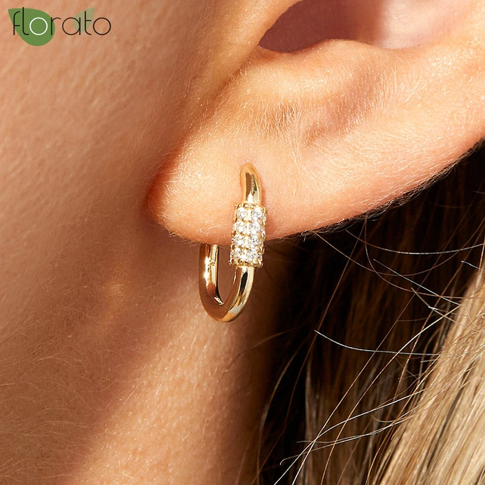 The Signature 11mm 18k Gold Minimalist Hoops